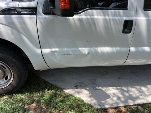 Used 2016 Ford F250 XL w/ Power Equipment Group RWD image 6