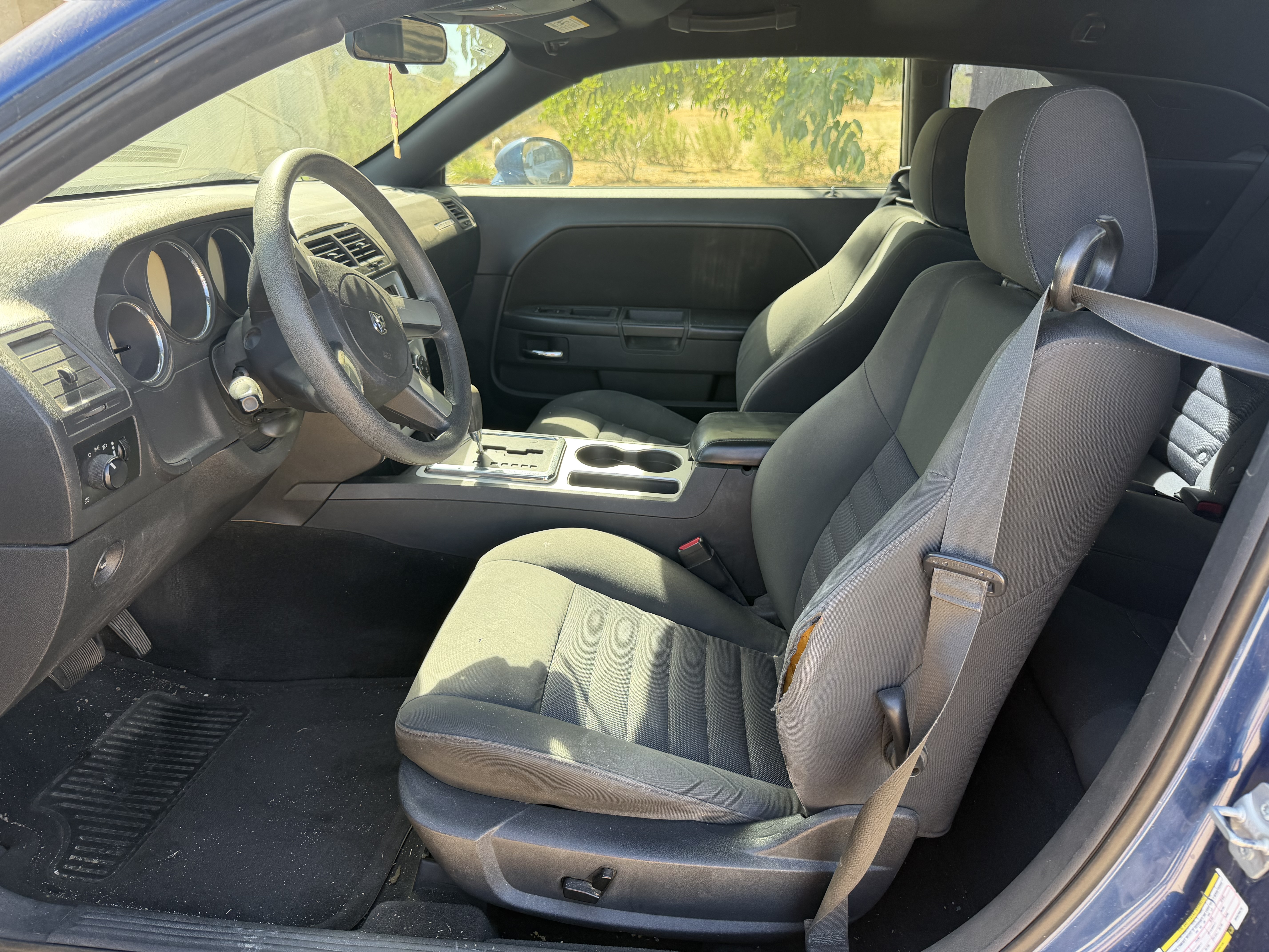 Used 2009 Dodge Challenger SE RWD image 6