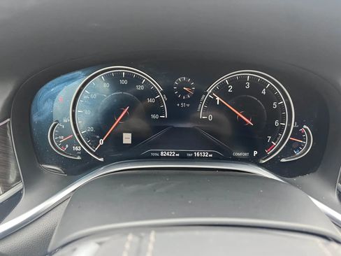 Used 2018 BMW 740i xDrive w/ Executive Package image 5