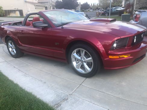 Used 2007 Ford Mustang GT Premium image 13