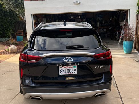 Used 2019 INFINITI QX50 Luxe w/ Cargo Package image 2