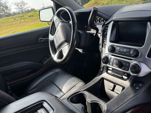 Used 2015 GMC Yukon XL SLT w/ Open Road Package image 13