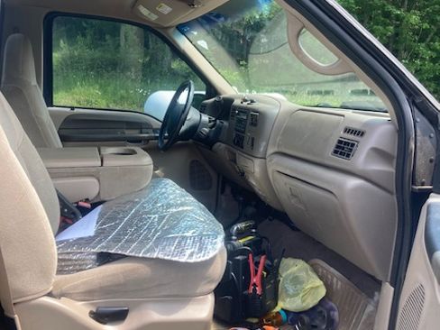 Used 2001 Ford F250 4x4 Regular Cab Super Duty image 6
