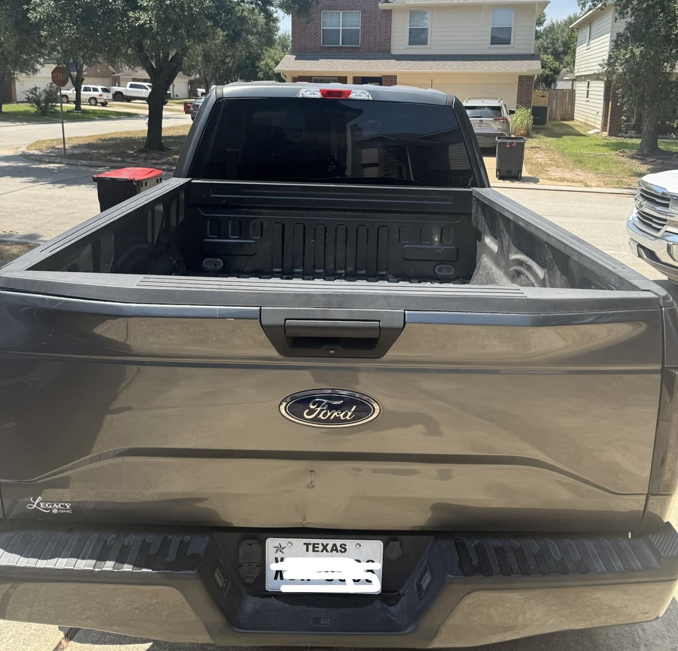 Used 2017 Ford F150 XL w/ Equipment Group 101A Mid RWD image 26