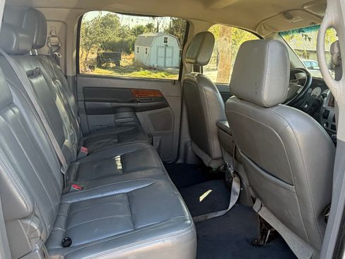 Used 2007 Dodge Ram 2500 Truck 4x4 Mega Cab image 9