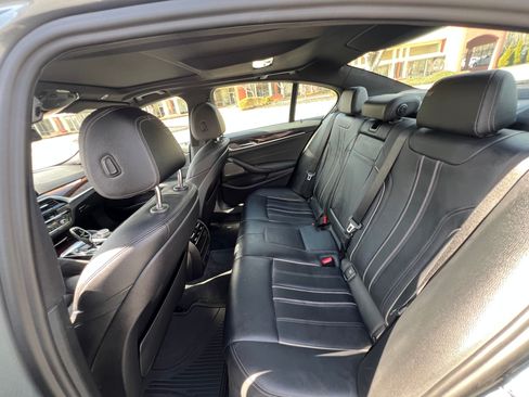 Used 2020 BMW 530i image 14