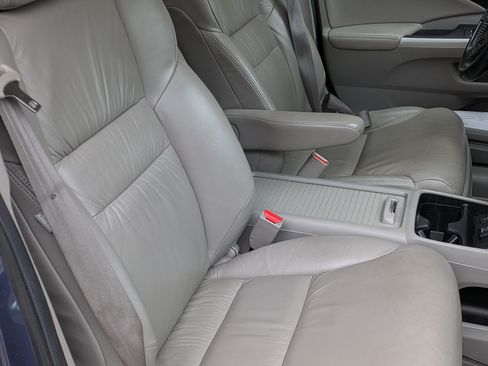 Used 2013 Honda CR-V EX-L image 17