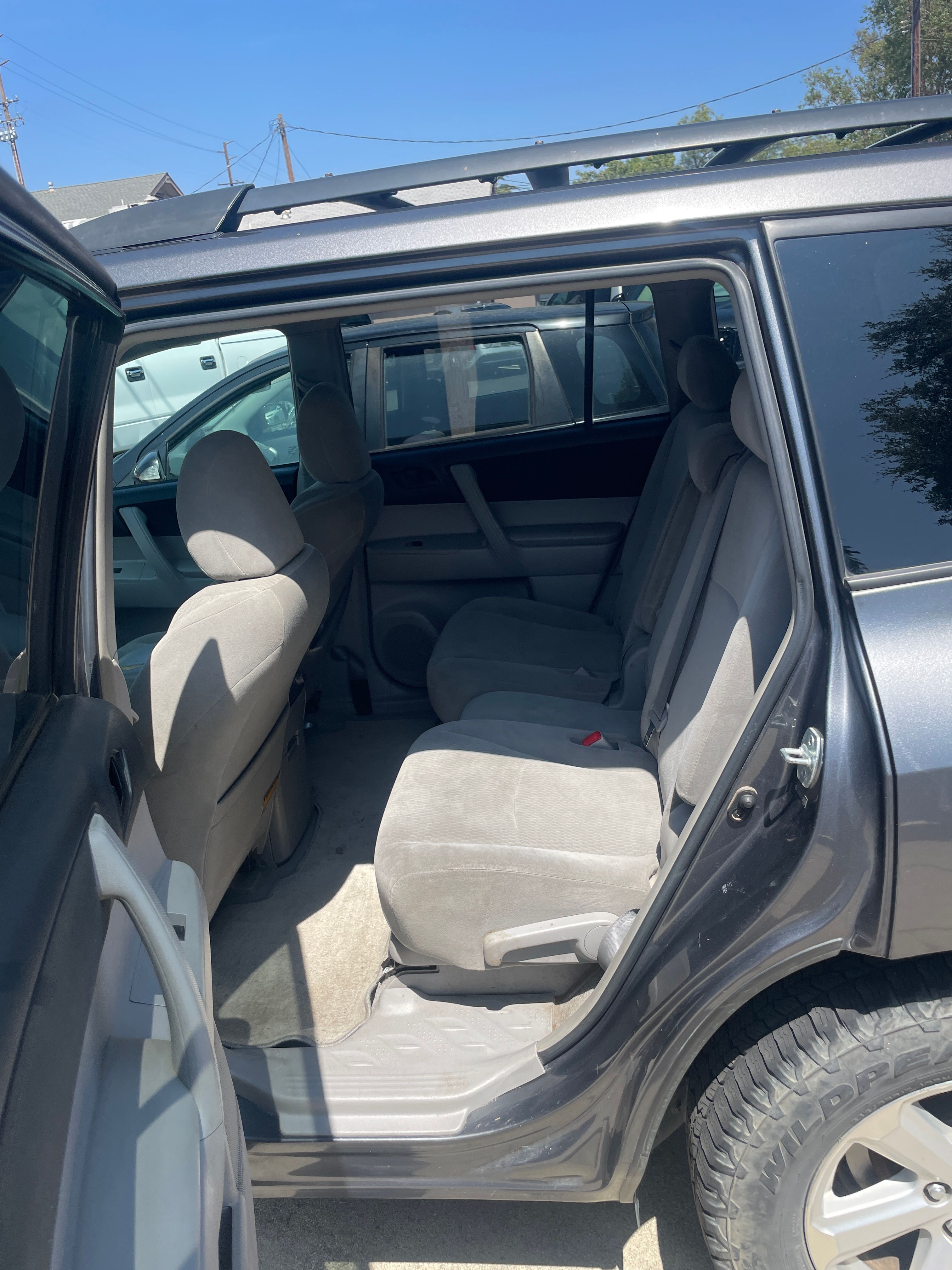 Used 2010 Toyota Highlander 2WD image 9