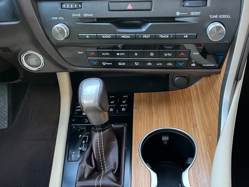 Used 2017 Lexus RX 350 AWD w/ Premium Package image 26