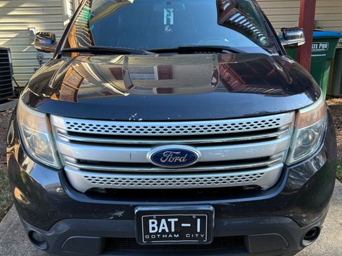 Used 2011 Ford Explorer XLT w/ 202A Rapid Spec Order Code image 1