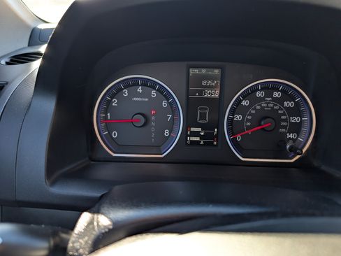 Used 2009 Honda CR-V LX image 2