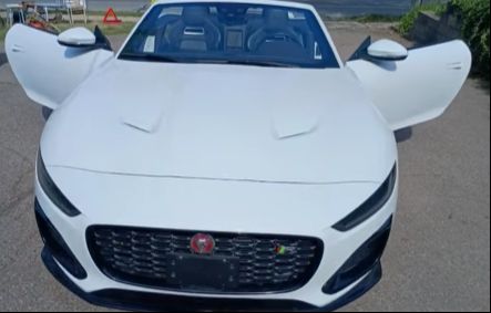 Used 2021 Jaguar F-TYPE R AWD/4WD image 9