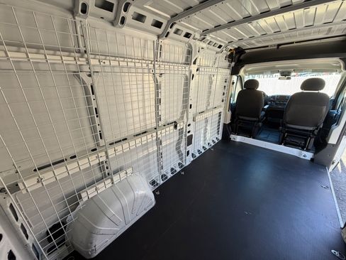 Used 2016 RAM ProMaster 2500 w/ Cargo Convenience Group image 5