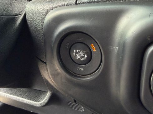Used 2021 Jeep Wrangler Unlimited Sport AWD/4WD image 11