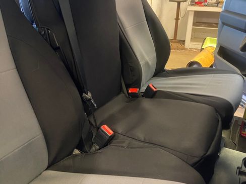 Used 2023 Ford F250 XL w/ FX4 Off-Road Package image 12