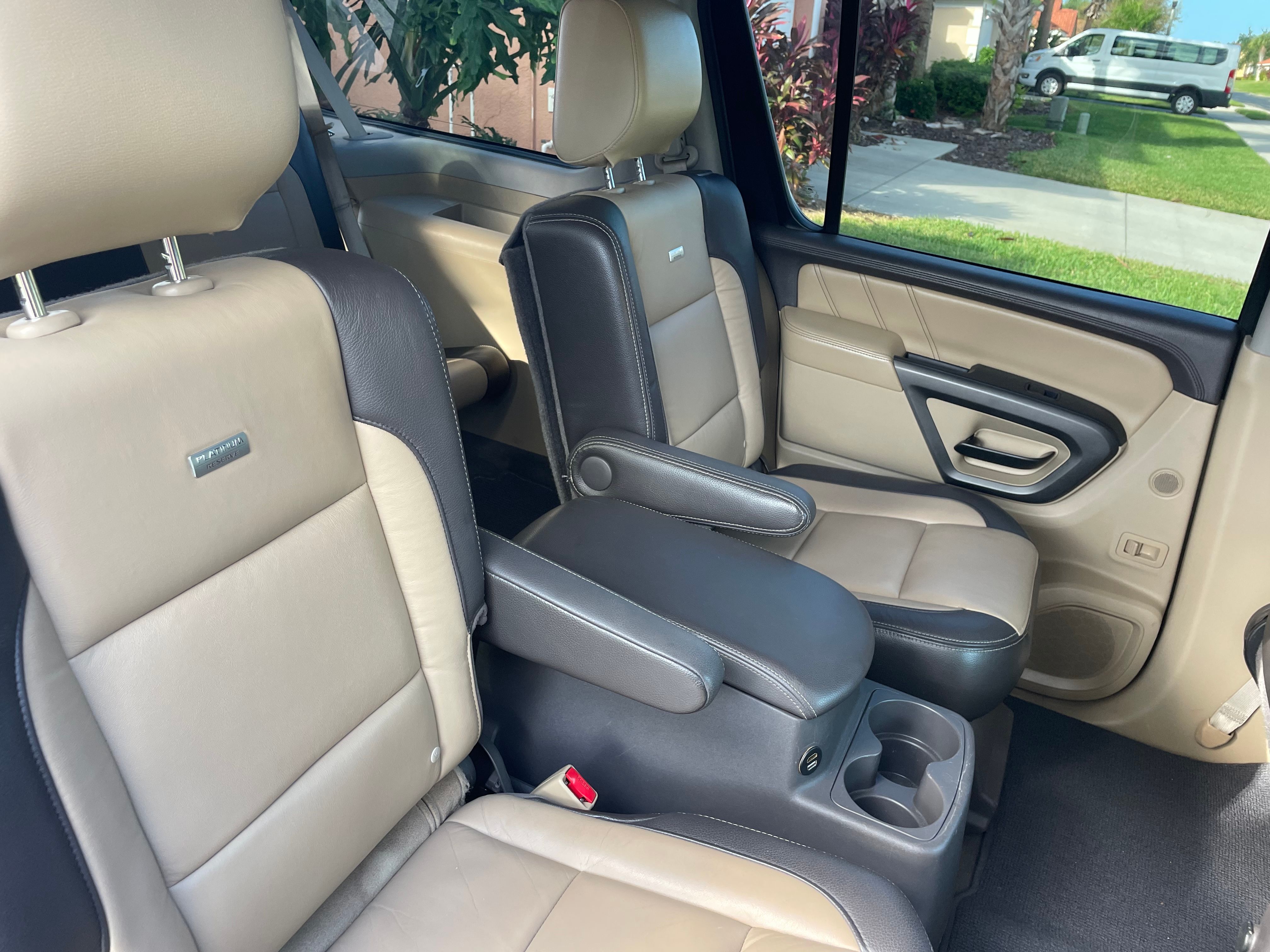 Used 2015 Nissan Armada Platinum AWD/4WD image 14