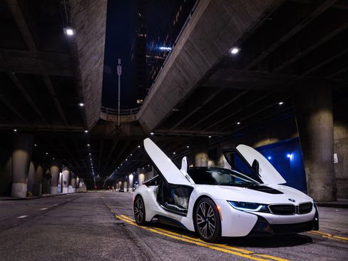 Used 2015 BMW i8 AWD/4WD image 8