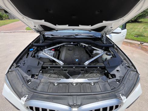 Used 2023 BMW X6 xDrive40i w/ M Sport Package AWD/4WD image 20
