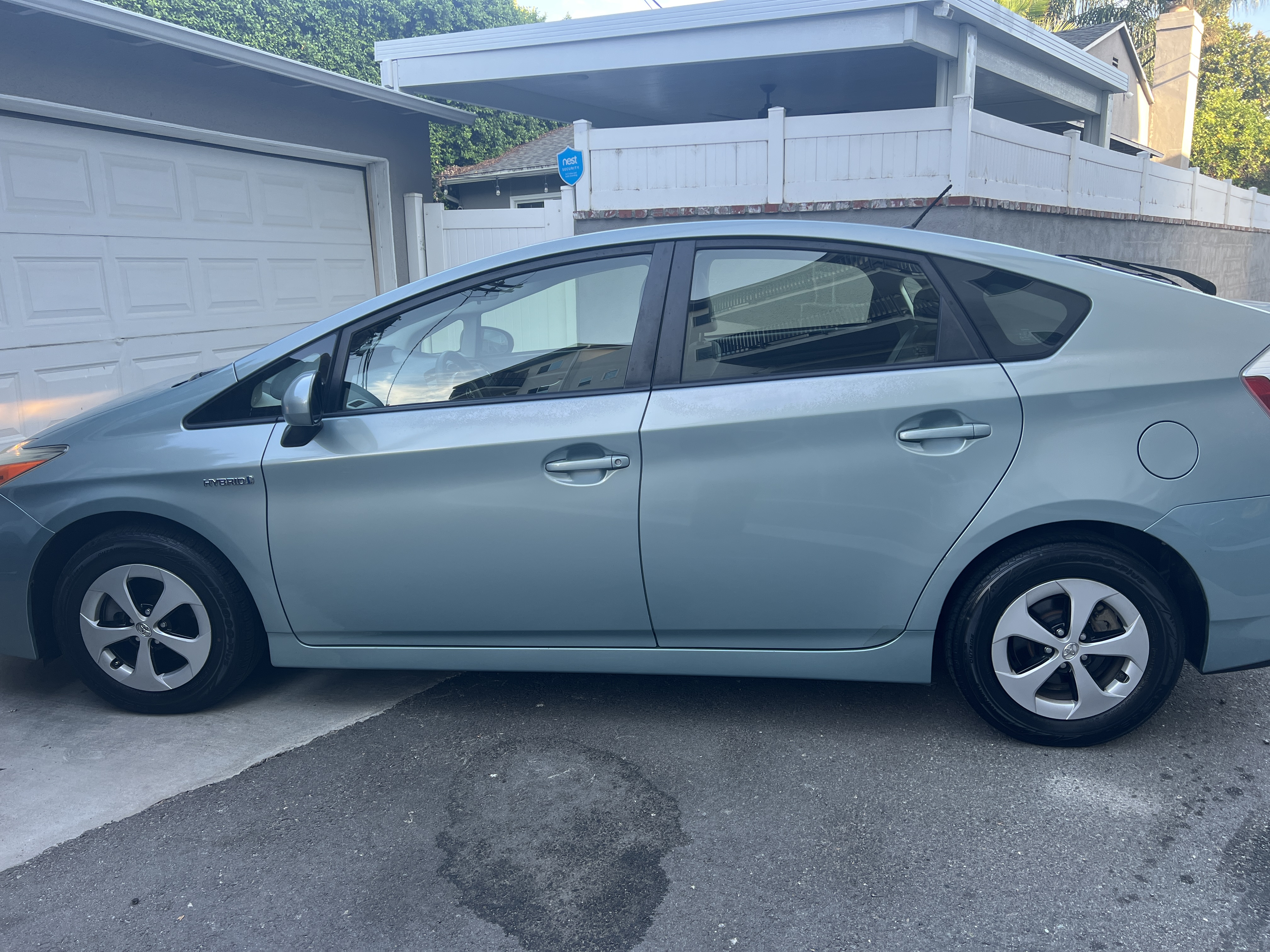 Used 2013 Toyota Prius Three FWD image 1