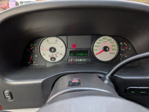 Used 2007 Ford F250 Lariat image 8