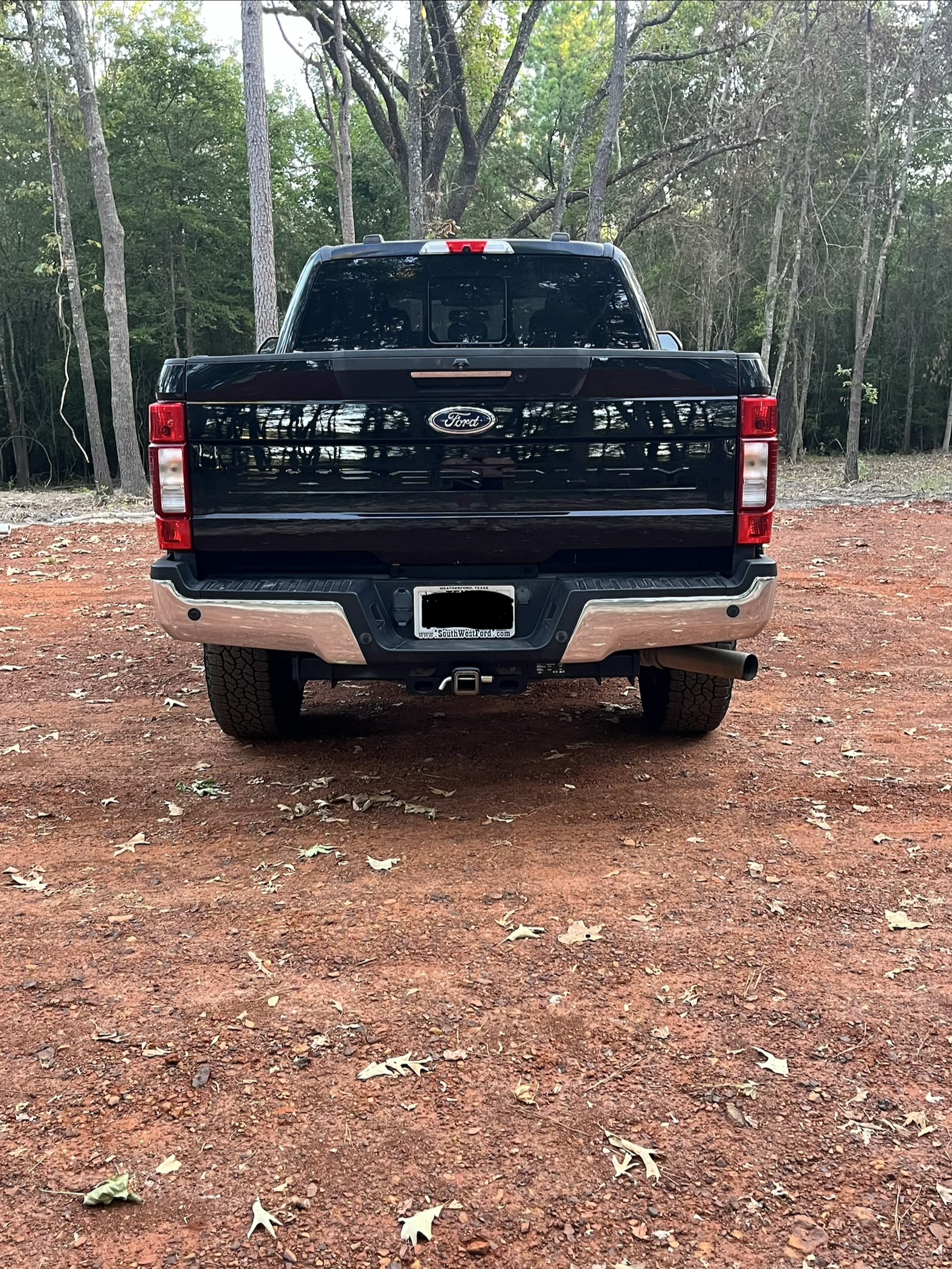 Used 2021 Ford F250 Lariat w/ Lariat Ultimate Package AWD/4WD image 5