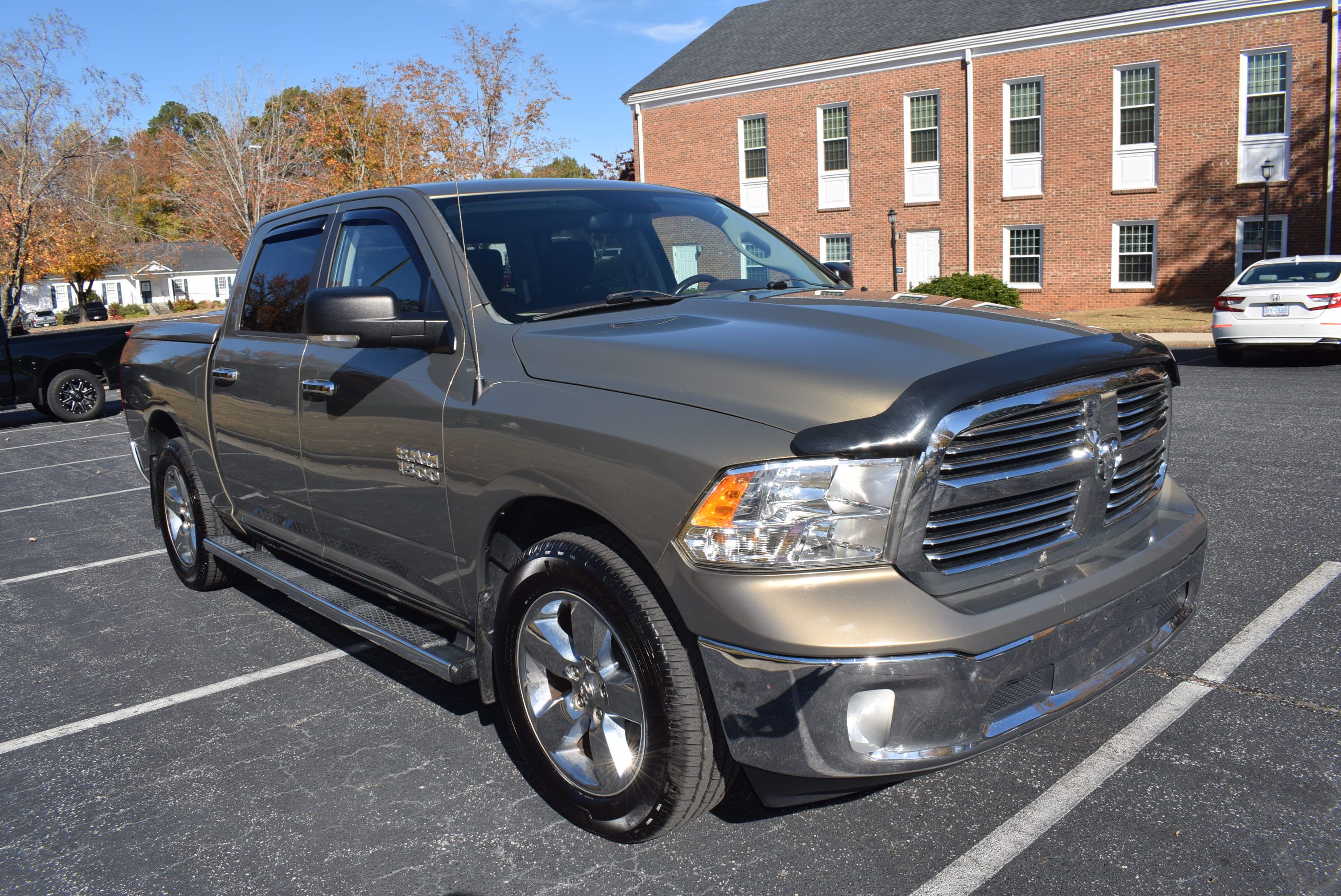 Used 2015 RAM 1500 Big Horn RWD image 1