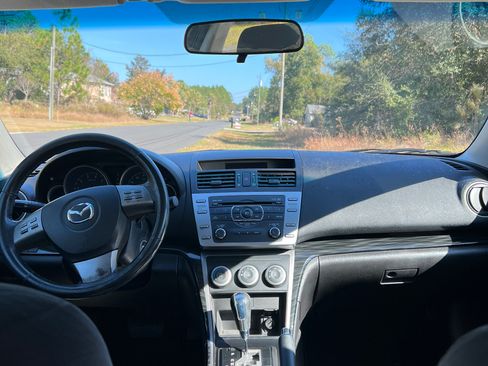 Used 2010 MAZDA MAZDA6 i Touring image 10