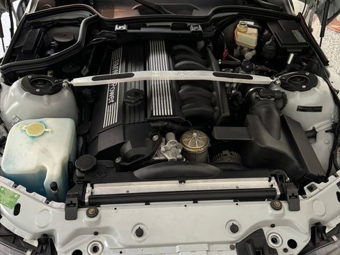 Used 2000 BMW M Roadster image 17