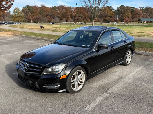 Used 2014 Mercedes-Benz C 300 4MATIC Sedan image 1
