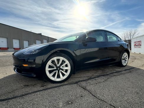 Used 2022 Tesla Model 3 Long Range image 14