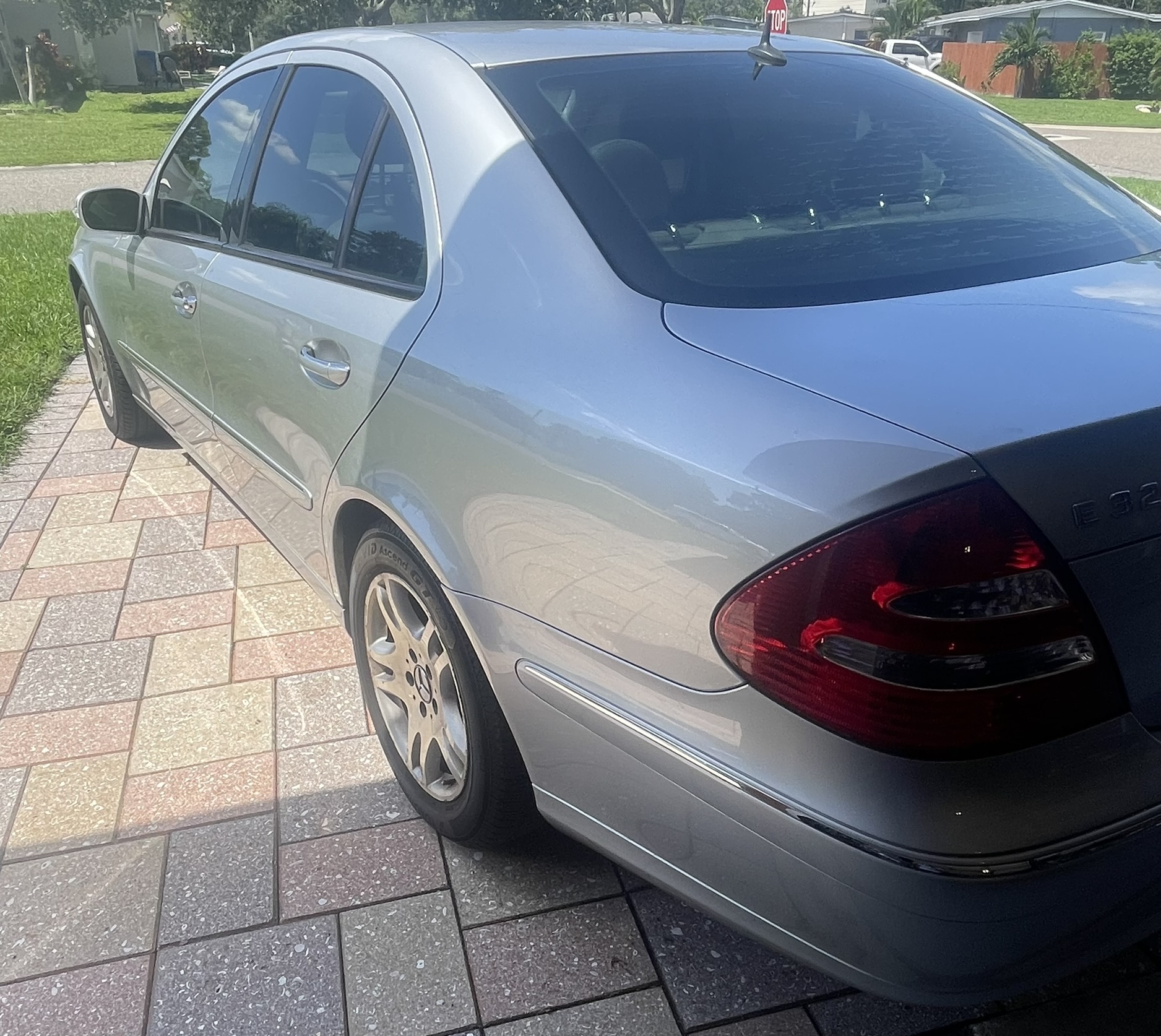 Used 2003 Mercedes-Benz E 320 Sedan image 6