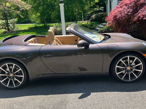 Used 2014 Porsche 911 Carrera image 4