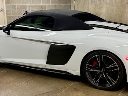 Used 2020 Audi R8 V10 performance image 9