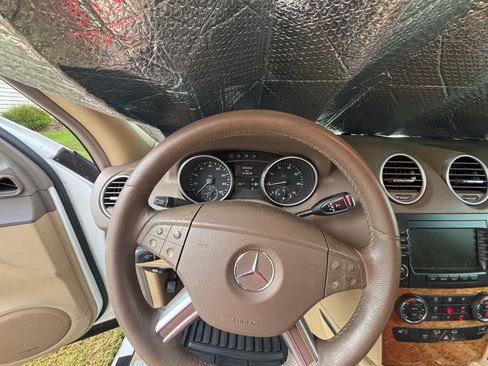 Used 2006 Mercedes-Benz ML 350 4MATIC image 2