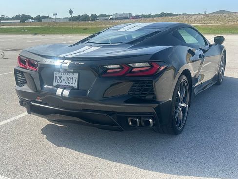 Used 2020 Chevrolet Corvette Stingray Coupe RWD image 9
