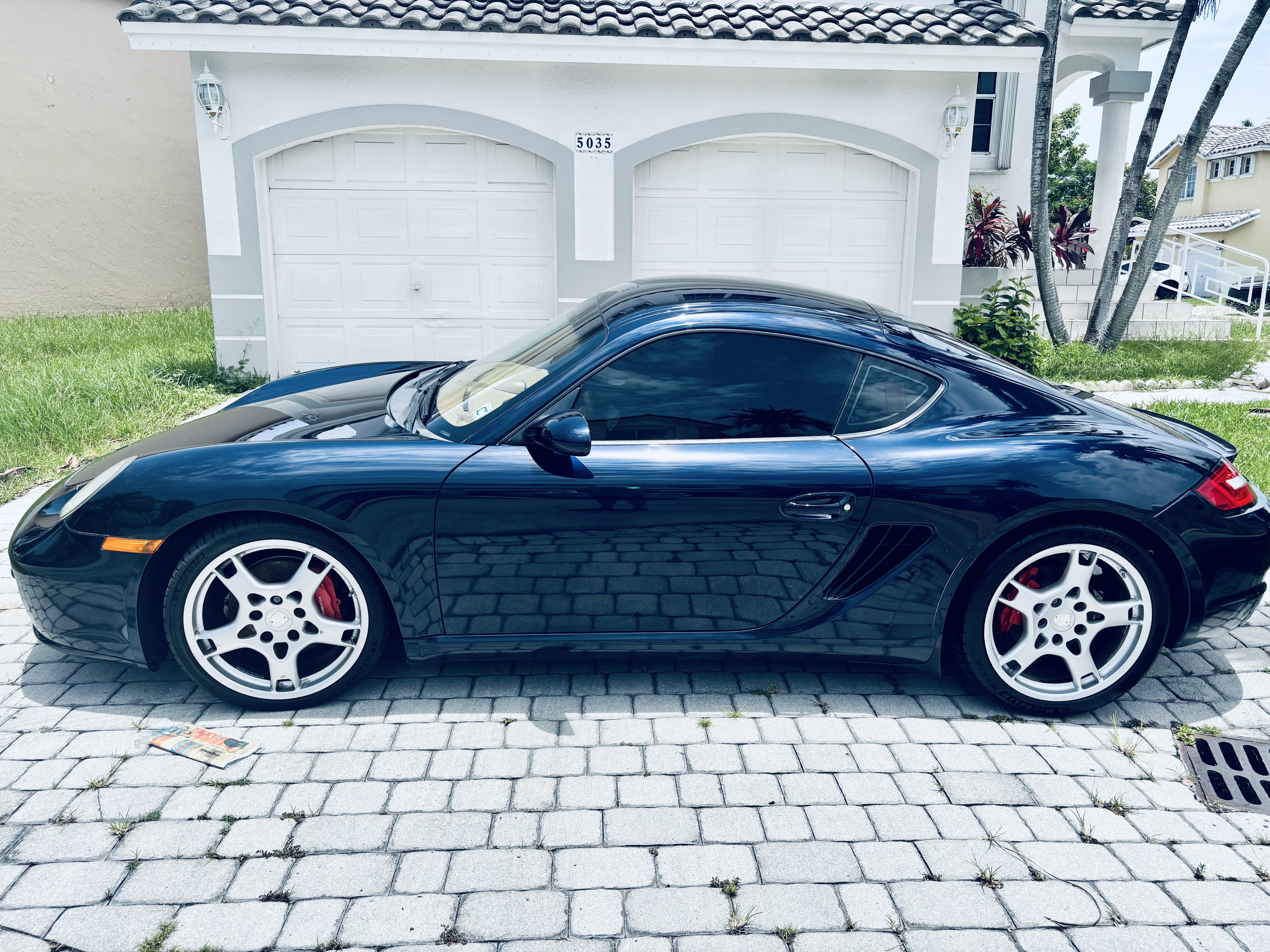 Used 2007 Porsche Cayman S RWD image 1