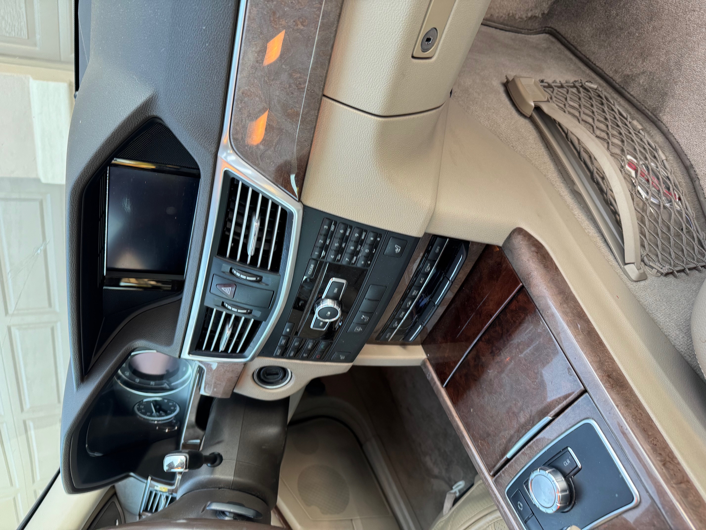Used 2013 Mercedes-Benz E 350 4MATIC Sedan image 8