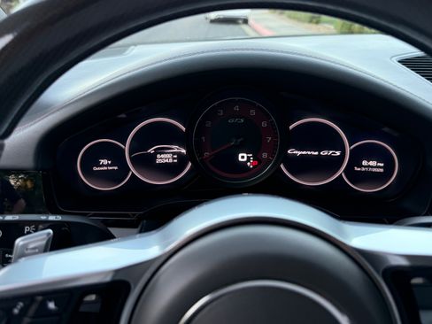 Used 2021 Porsche Cayenne GTS image 11