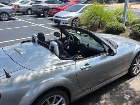 Used 2012 MAZDA MX-5 Miata Touring image 5