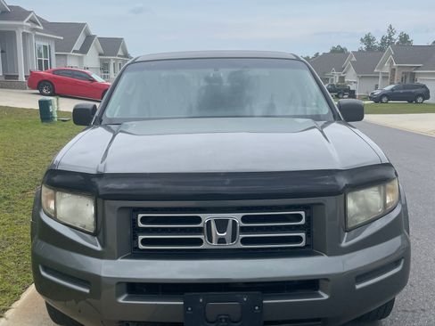 Used 2007 Honda Ridgeline RT image 2