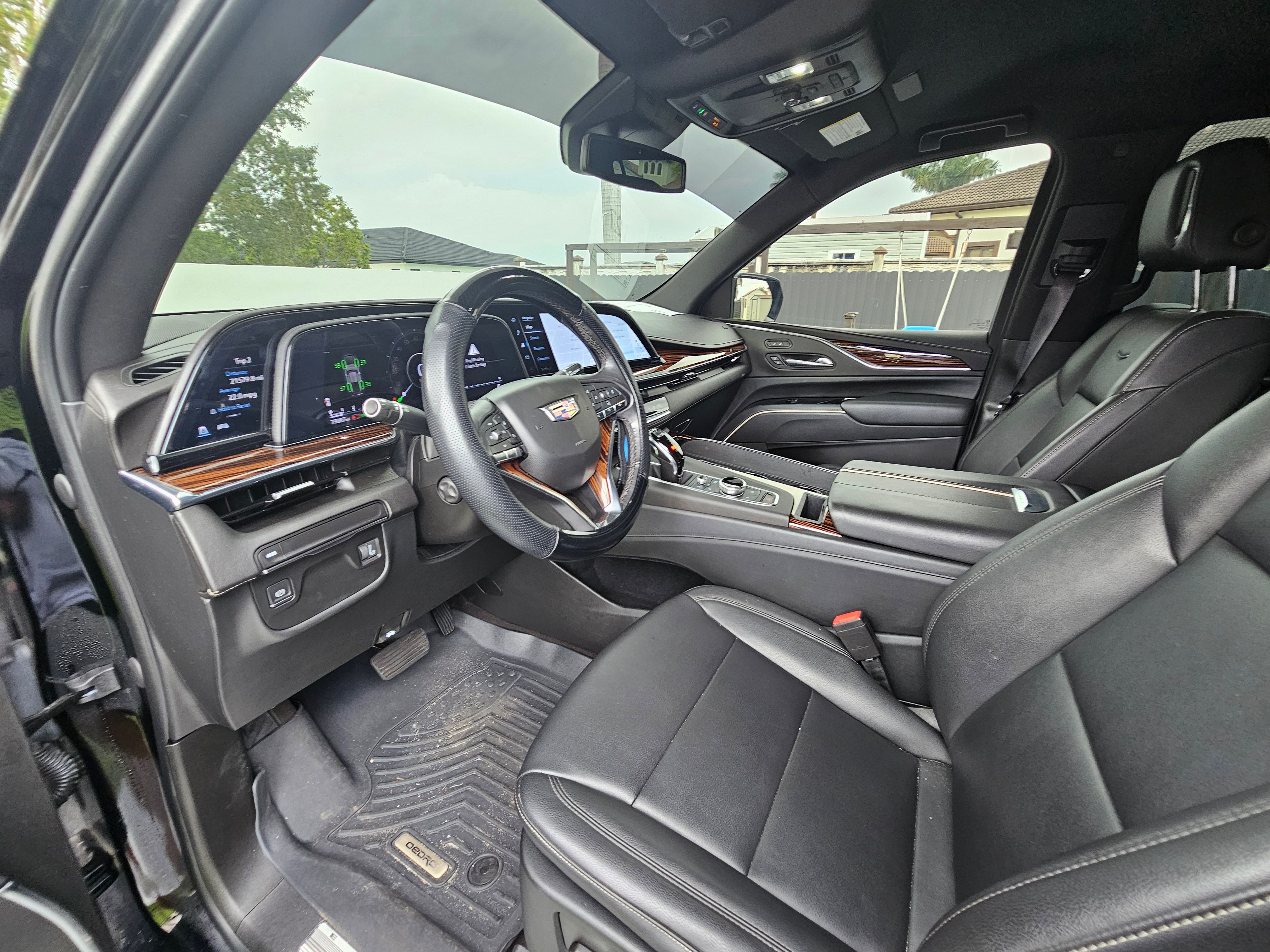 Used 2022 Cadillac Escalade ESV Luxury RWD image 15
