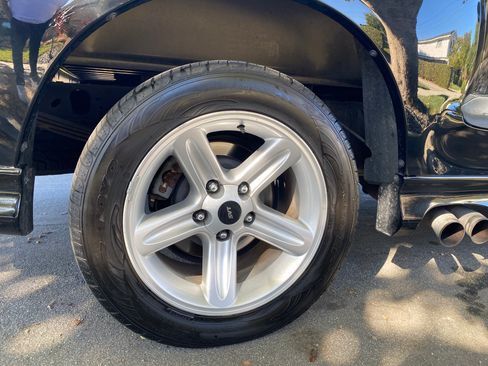 Used 2004 Ford F150 Lightning image 24