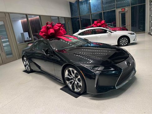 Used 2020 Lexus LC 500 Coupe w/ Sport Package RWD image 2