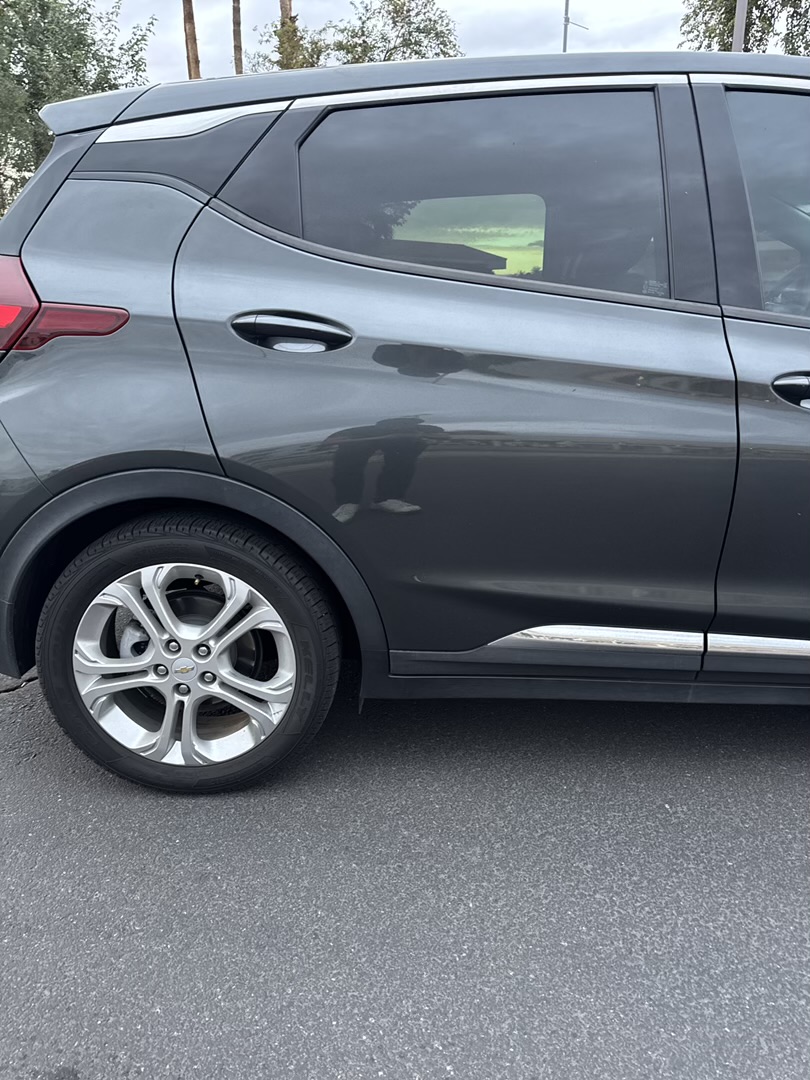 Used 2020 Chevrolet Bolt LT FWD image 14