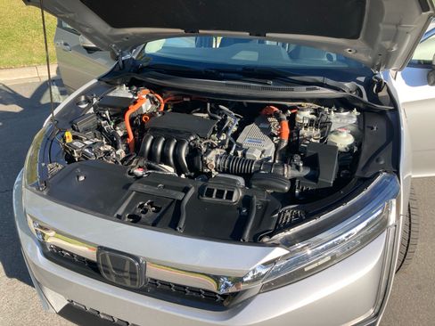 Used 2018 Honda Clarity Plug-In Hybrid image 17