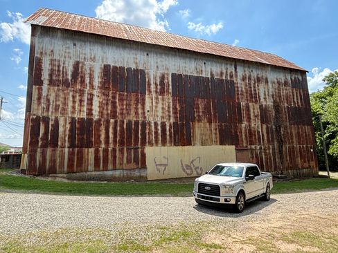 Used 2015 Ford F150 XLT w/ Equipment Group 302A Luxury AWD/4WD image 5
