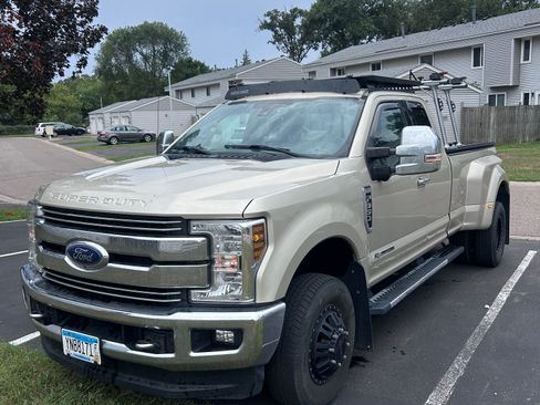 Used 2018 Ford F350 Lariat w/ Tow Technology Bundle AWD/4WD image 1
