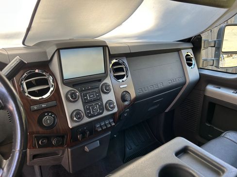 Used 2015 Ford F350 Lariat w/ Lariat Ultimate Package image 8