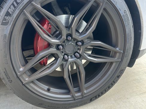 Used 2020 Porsche Macan w/ Premium Package Plus image 8