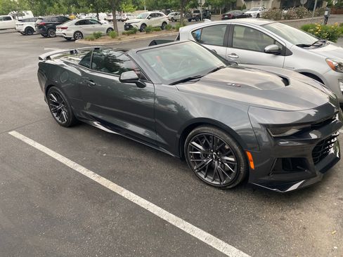 Used 2017 Chevrolet Camaro ZL1 image 25